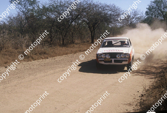 1982 Castrol Intnl 21 Giv Piazza-Musso Steve Harding Corolla (courtesy Roger Swan) (71)