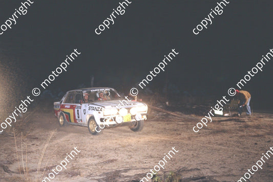 1982 Castrol Intnl 9 Hannes Grobler, Mike Gillam Stanza (courtesy Roger Swan) (7)