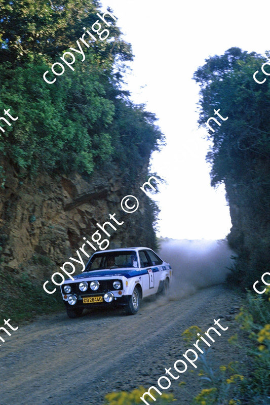 1982 Datsun Ntl 2 Sarel vd Merwe, Franz Boshoff Escort (courtesy Roger Swan) (2)
