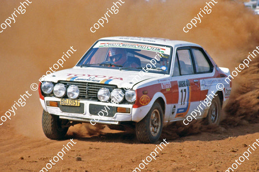1982 Jurgens 17 Giv Pizza Musso, Steve Harding Toyota (courtesy Roger Swan) (119)