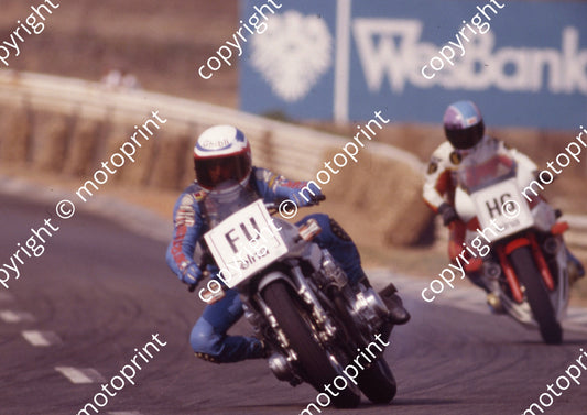 1982 Kya MC Elna SBK FU Franco Uncini Suzuki_ HG Herve Guilleux Honda (courtesy Roger Swan) (30)