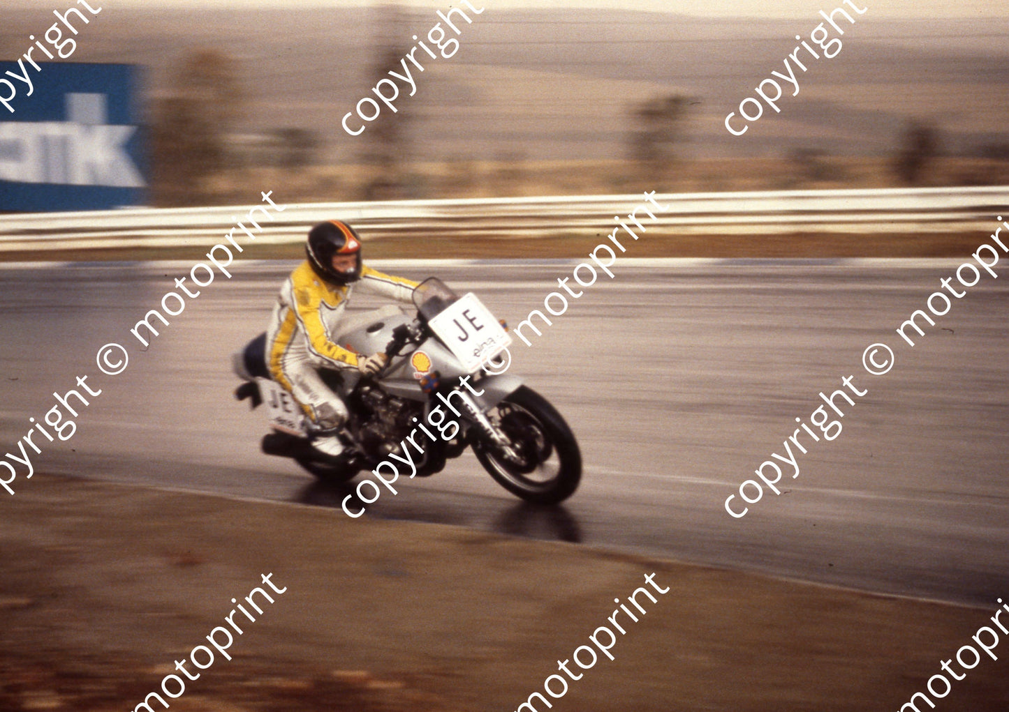 1982 Kya MC Elna SBK JE Jon Ekerold Katana   (courtesy Roger Swan) (33)