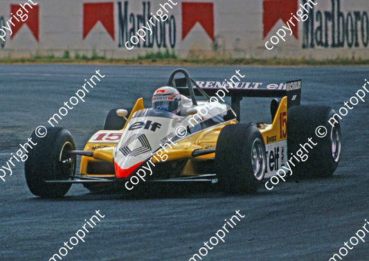 1982 SA GP 15 Alain Prost Renault RE30B NOTE SCANNED AT TARGET SIZE A4 20X30 CM suitable for enlarging(thanks Roger Swan) (2)
