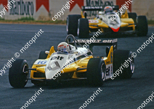 1982 SA GP 16 Rene Arnoux Renault RE30B NOTE SCANNED AT TARGET SIZE A4 20X30 CM suitable for enlarging (thanks Roger Swan)  (3)