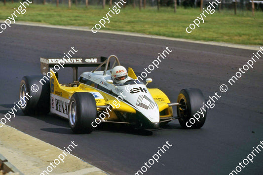 1982 SA GP 16 Rene Arnoux Renault RE30B (15)
