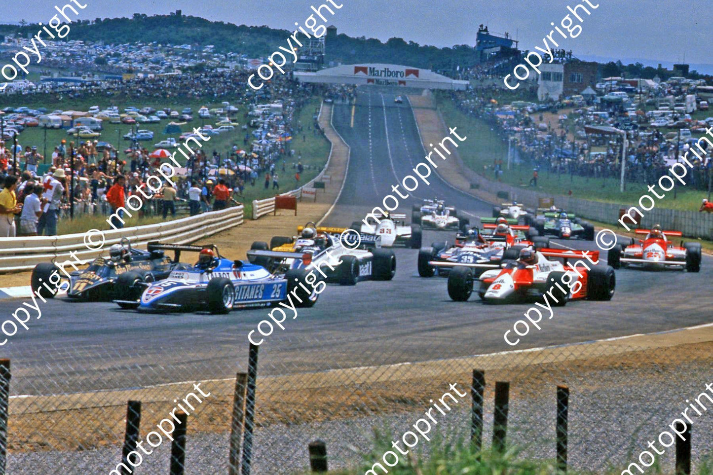 1982 SA GP 25 Eddie Cheever Ligier JS17B-Matra V12 11 De Angelis 8 Lauda (thanks Roger Swan)