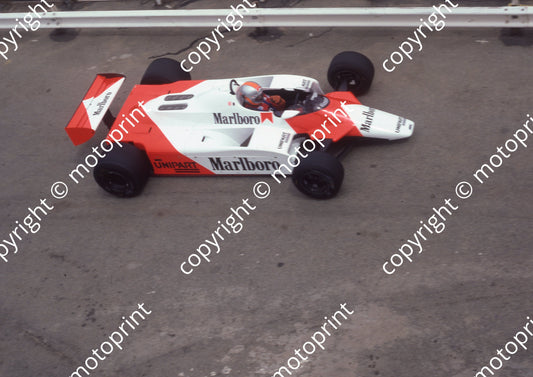 1982 SA GP 7 John Watson McLaren MP4 pre-race NOTE NO CAR NUMBER (Colin Watling Photographic) (13)