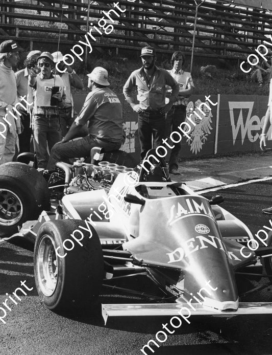 1982 SA GP Jean-Pierre Jarier accident lap 1 Osella FA1C Cosworth (8)