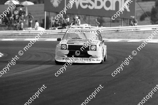 1982 SA GP Star prod D90 Mazda 323 D Bruins  (permission Malcolm Sampson Motorsport Photography)(31)