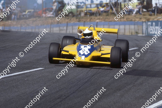 1982 FA Kya 1 Bernard Tilanus Maurer (permission Malcolm Sampson Motorsport Photography)  (5)