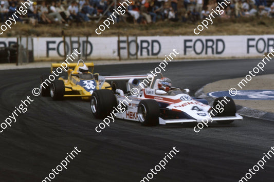 1982 FA Kya 4 Graham Duxbury March 1 Bernard Tilanus (permission Malcolm Sampson Motorsport Photography (33)
