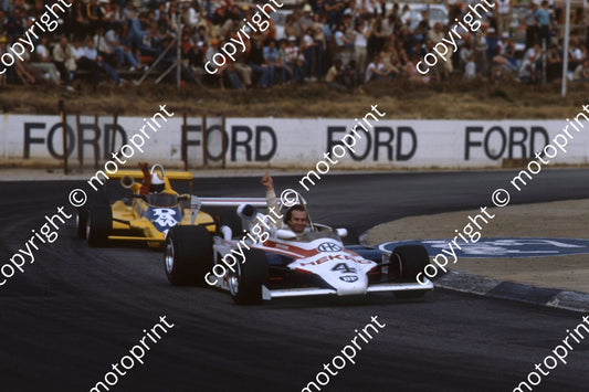 1982 FA Kya 4 Graham Duxbury March 822 waving (permission Malcolm Sampson Motorsport Photography (23)
