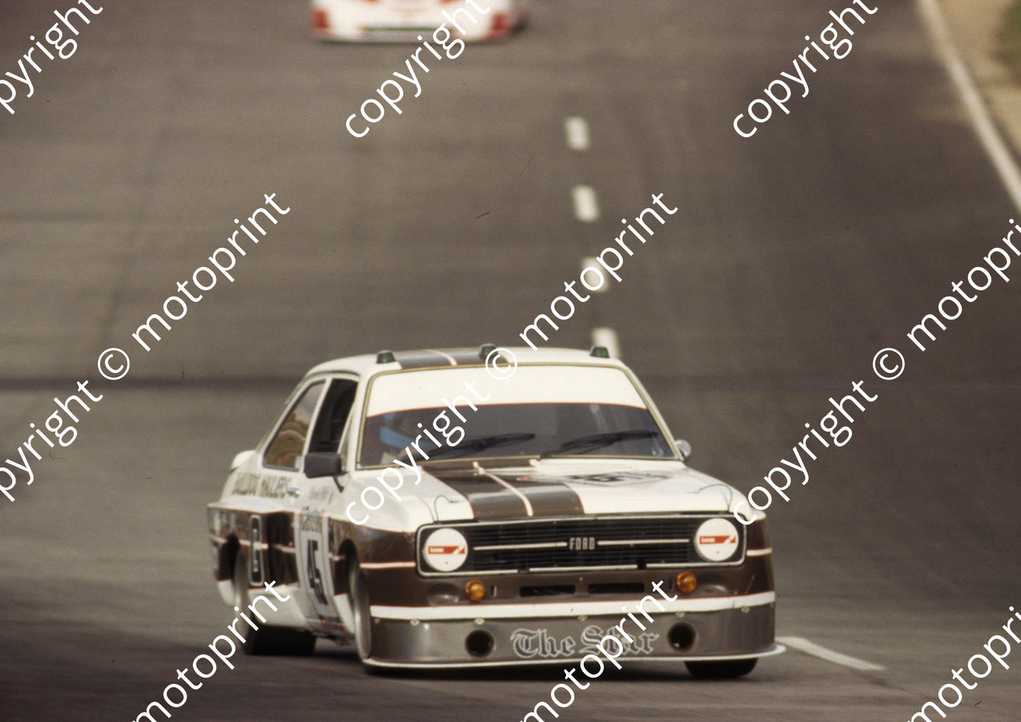 1982 Kya 9 hr 45 Jimmy Williamson, Larry Wilford Escort (courtesy Roger Swan) (6)