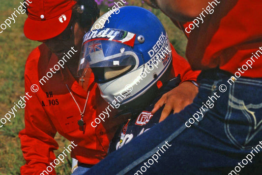 1982 SA GP 35a  Derek Warwick Toleman TG181 crash (thanks Roger Swan) 817