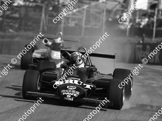 1983 FA Kya 1 Graham Duxbury March 822 2  Trevor van Rooyen Maurer MM82 (Malcolm Sampson Motorsport Photography) (3)