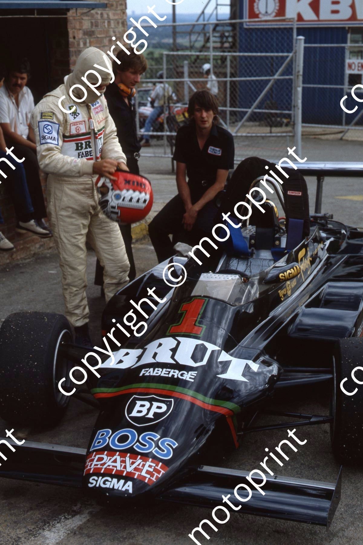 1983 FA Kya 1 Graham Duxbury March 822 (Malcolm Sampson Motorsport Photography) (9)