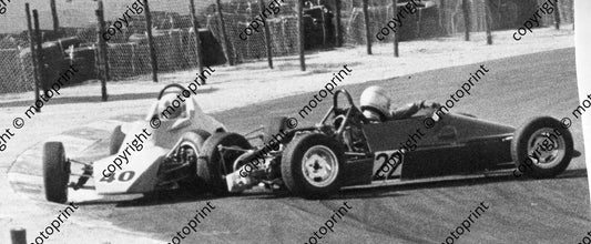1983 FF Kya 40 Lionel Churchill Ray 81F collides with Louis van der Merwe PRS RH01 024