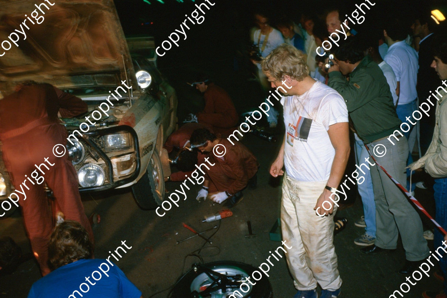 1983 Ivory Coast 1 Hannu Mikkola, Arne Hertz Audi Quattro, major night service(courtesy Roger Swan) (4)