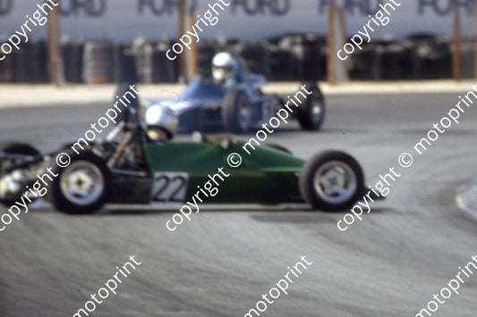 1983 Kya Aug FF 22 Louis van der Merwe PRS RH01 spin  (courtesy Roger Swan)