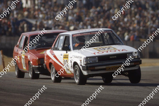 1983 Kya Repl Day Gp 1 W78 Alan Esterhuizen Alfa Guilietta X92 Roelof Fekken Totota Sprinter (courtesy Roger Swan) (122)