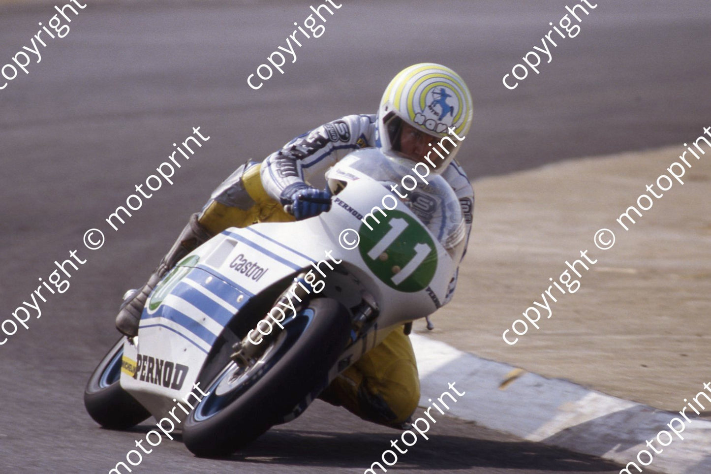 1983 MC SA GP 250 11 Christian Estrosi Pernod (permission Roger Swan) (10)