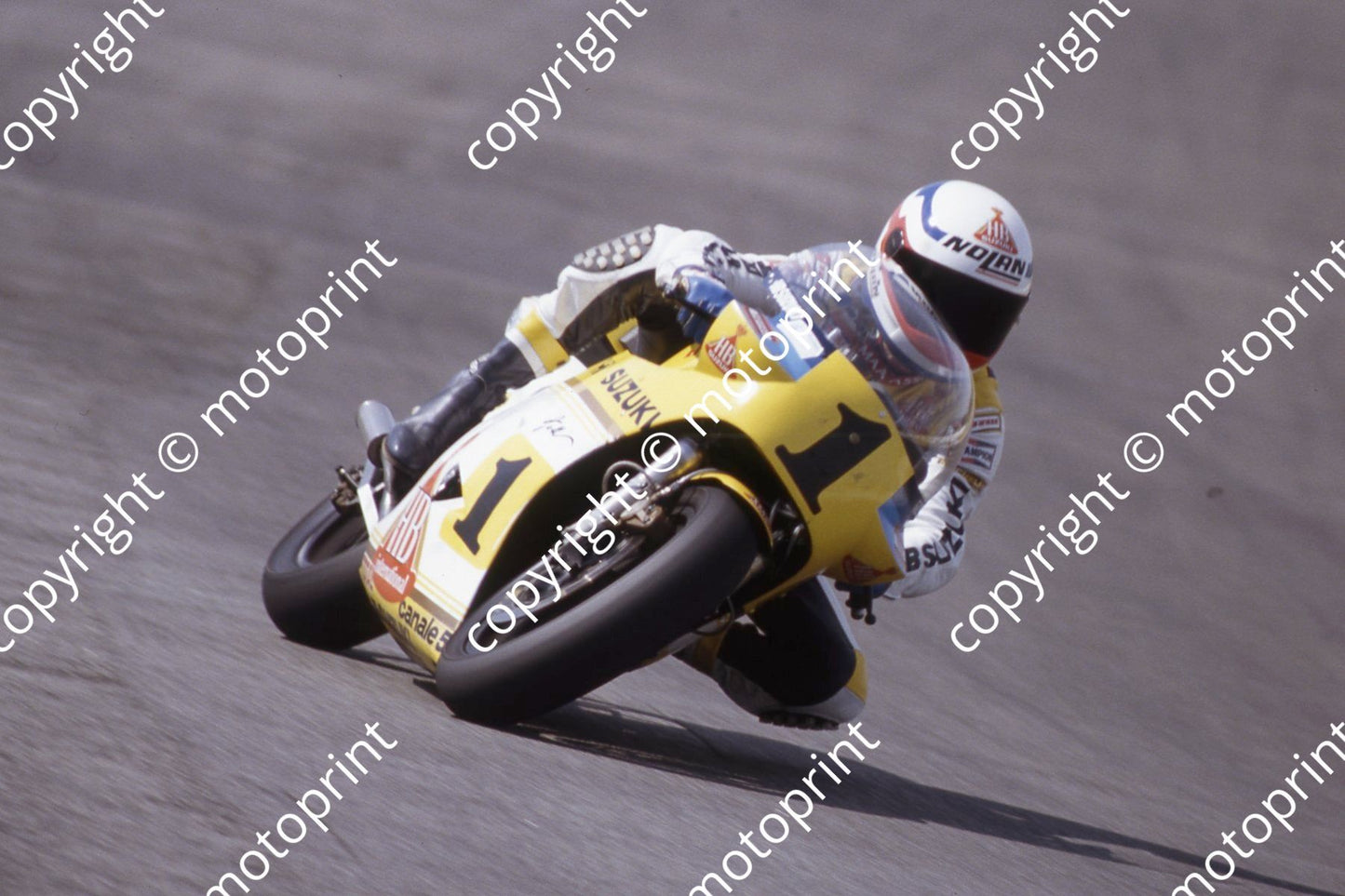 1983 MC SA GP 500 1 Franco Uncini Suzuki (permission Roger Swan) (16)