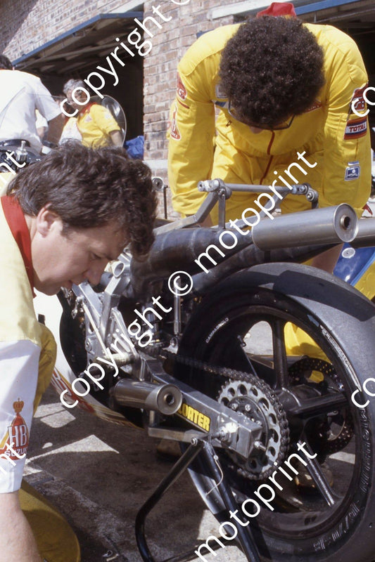 1983 MC SA GP 500 HB Suzuki team (permission Roger Swan) (12)