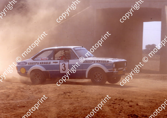 1983 SA Auto 3 Sarel vd Merwe, Franz Boshoff Escort (courtesy Roger Swan) (1)