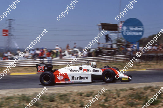 1983 SA GP 22 Andrea de Cesaris Alfa 183 turbo (permission Malcolm Sampson Motorsport Photography)(19)