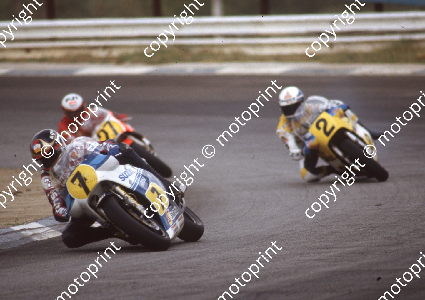 1983 SA GP 500cc 7 Barry Sheene Suzuki (Colin Watling Photographic) (11)