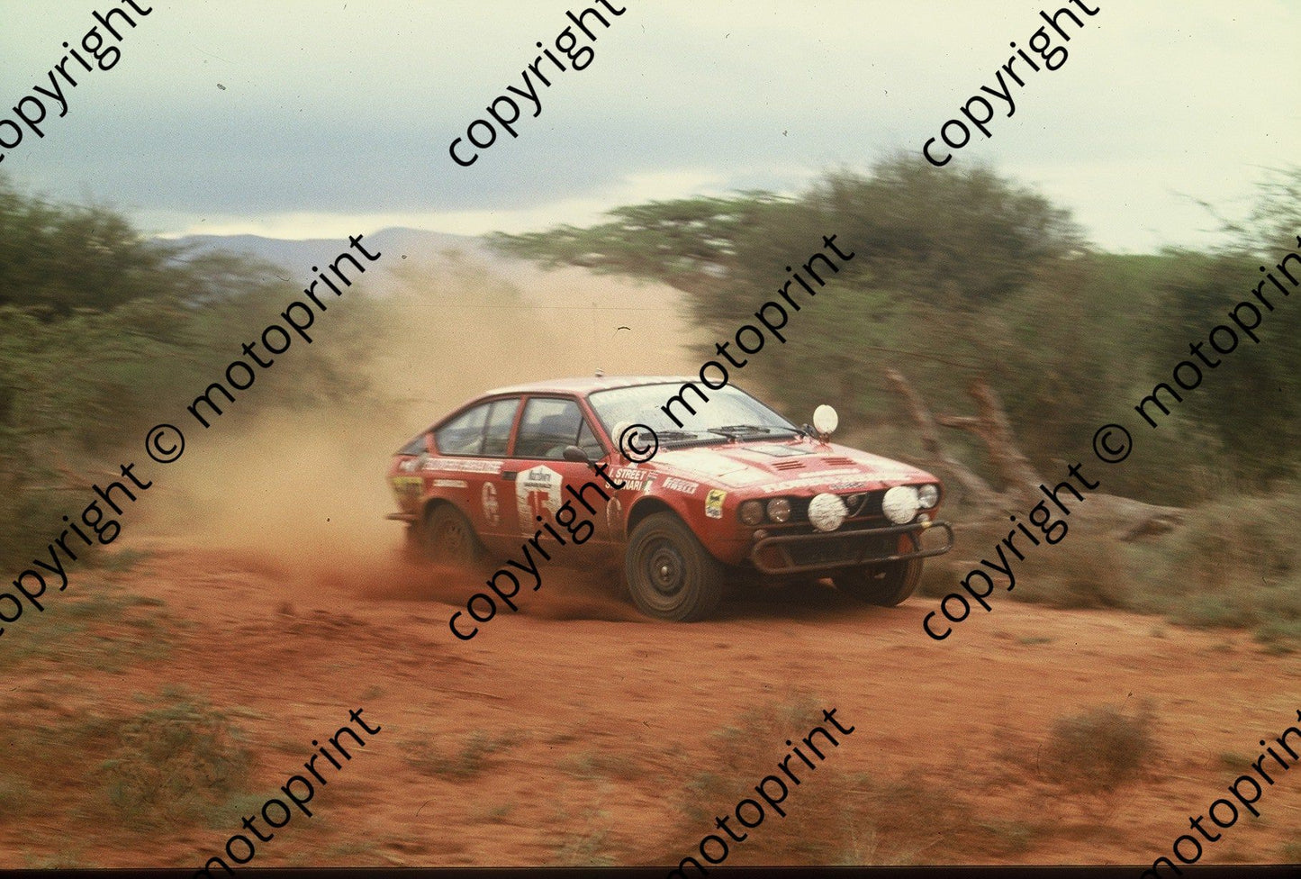 1983 Safari 15 Sandro Munari, Ian Street Alfetta GTV6 (courtesy Roger Swan)  (3)