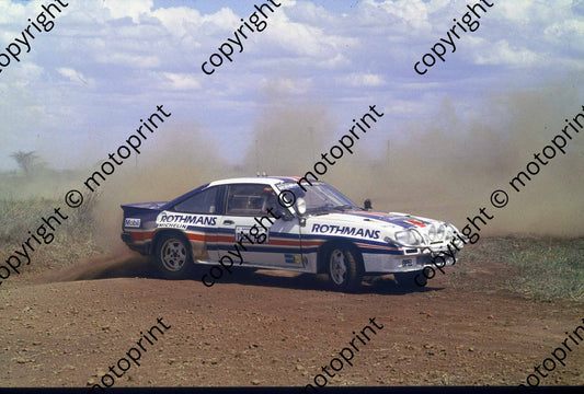 1983 Safari 2 Ari Vatanen, Terry Harryman Opel practice  (courtesy Roger Swan) (1)