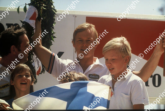 1983 Safari 2 Ari Vatanen and family with Terry harryman (courtesy Roger Swan) (458)