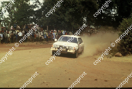 1983 Safari 33 Javaid Alam M Chagger Suburu Leone 1800 (courtesy Roger Swan) (670)