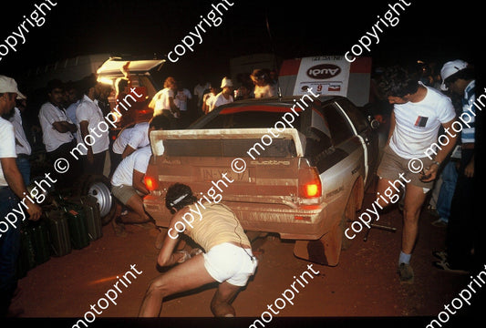 1983 Safari 6 Hannu Mikkola, Arne Hertz Audi Quattro A1 night service (courtesy Roger Swan)  (26)