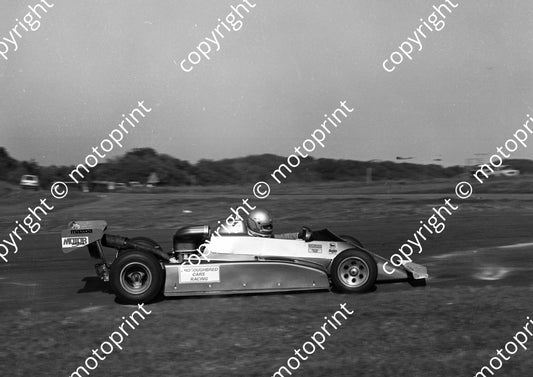 1984 EL F2 Brut GP 11 Keith Horwood Maurer MM81 scan 20x30cm  (permission Malcolm Sampson Motorsport Photography) (1)
