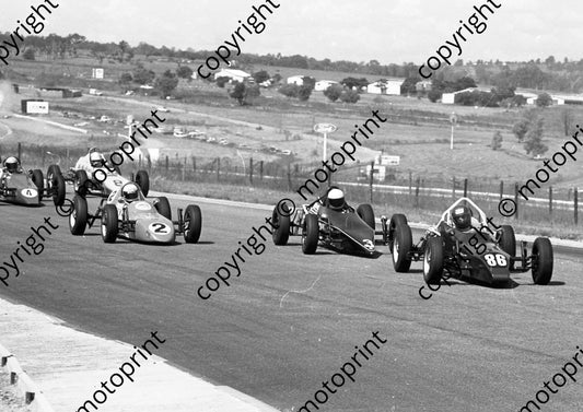 1984 Kya FV 86 Ken Janisch Caldwell D13 3 Stan Levin S&J Mk6 2 Gawie Gouws Impala 4 Shane de Meillon Continental 8 Peter Kernick Harrier MP83 (Colin Watling Photographic) (10)
