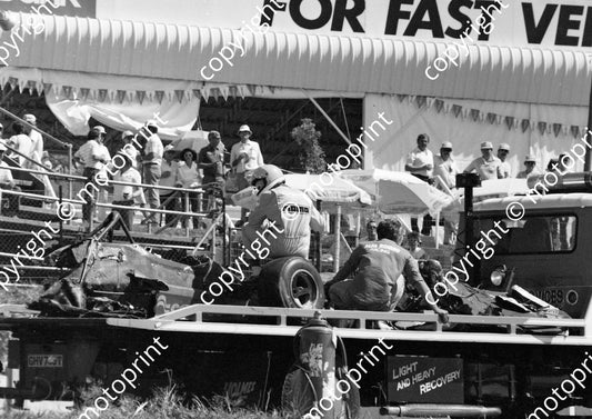 1984 SA GP 24 Piercarlo Ghinzani Osella Alfa FA1F MORNING WARM UP CRASH JUKSKEI (Colin Watling Photographic) (4)