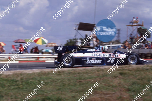 1984 SA GP 26 Andrea de Cesaris Ligier JS23  (permission Malcolm Sampson Motorsport Photography)(6)
