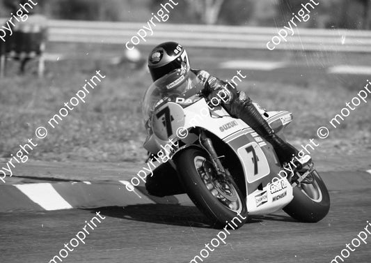 1984 SA GP 500 7 Barry Sheene Suzuki (Colin Watling Photographic) (108)
