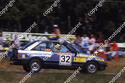1985 Castrol 6 hr Nov 32 Guy Lanfear Steve Clarke (courtesy Roger Swan) (2)