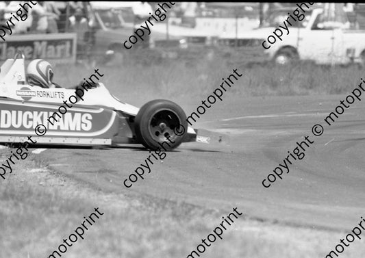 1985 Killarney F2 2 Bernard Tilanus off track (Colin Watling Photographic)39 (38)