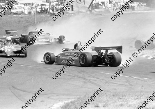 1985 Killarney F2 c 8 Ferris 19 Critchfield sliding,27 Moavero (Colin Watling Photographic)39 (8)