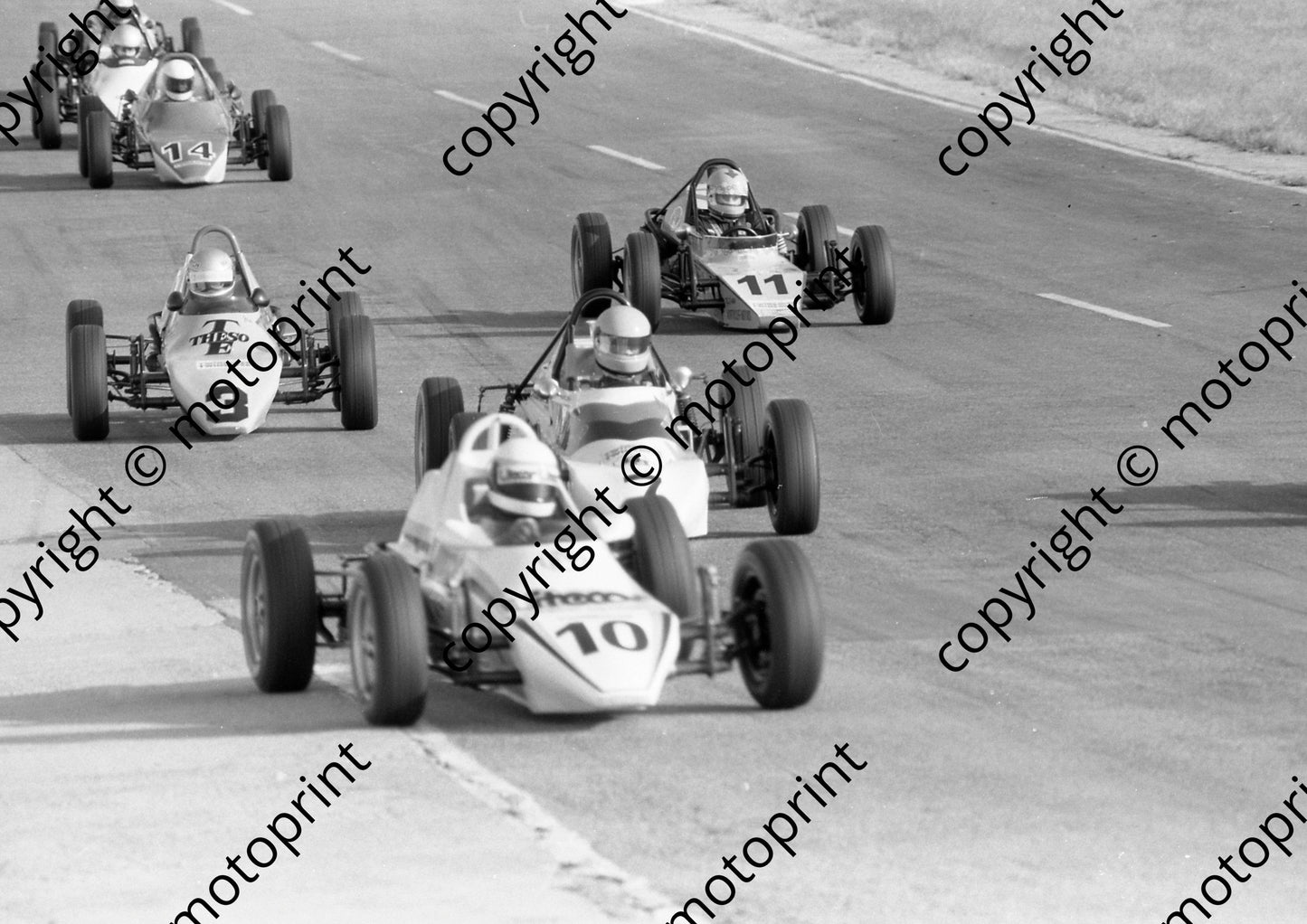 1985 Kya FV 10 Mike Frankle Harrier MP82 7 Pat de Klerk Gecko MK4A 3 Peter Kernick Harrier 84C 11 Terry Porter S&J MK7 (Colin Watling Photographic) (2)