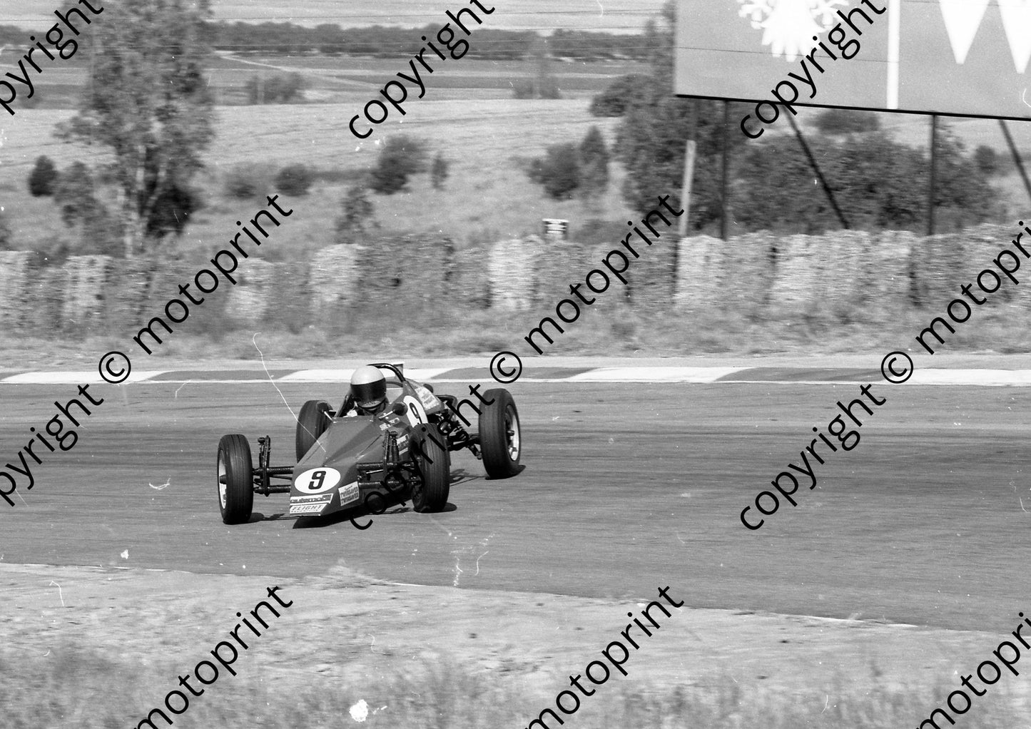 1985 Kya FV 9 Shane de Meillon Continental (Colin Watling Photographic) (11)