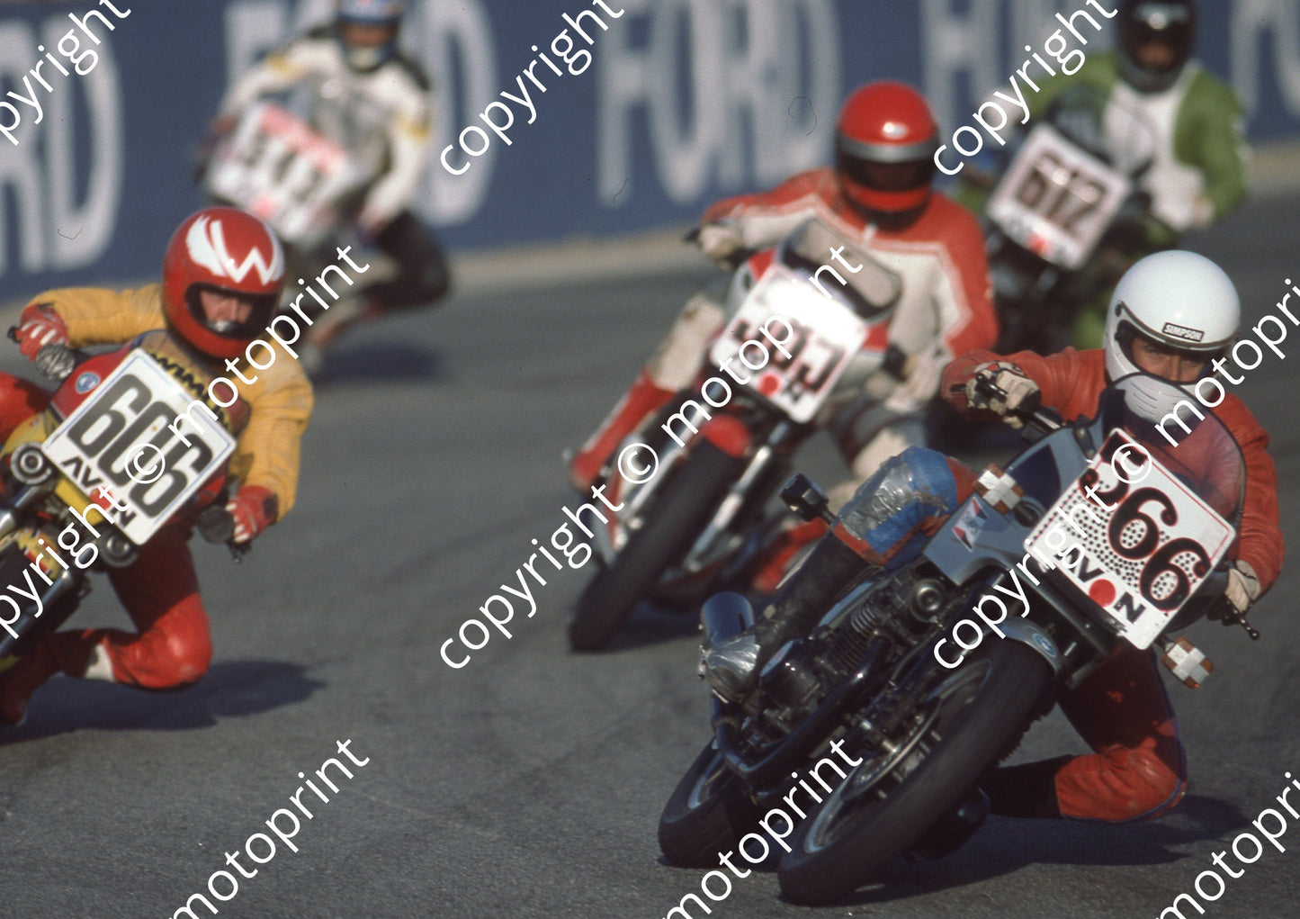 1985 Kya MC 566 Gary Kruger Kawasaki GPZ 606  Warren Bristol Yamaha RZ350 (Colin Watling Photographic) 322 (77)