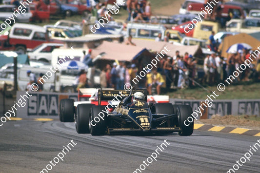 1985 SA GP 11 Elio de Angelis Lotus 97T (courtesy Roger Swan) (2)