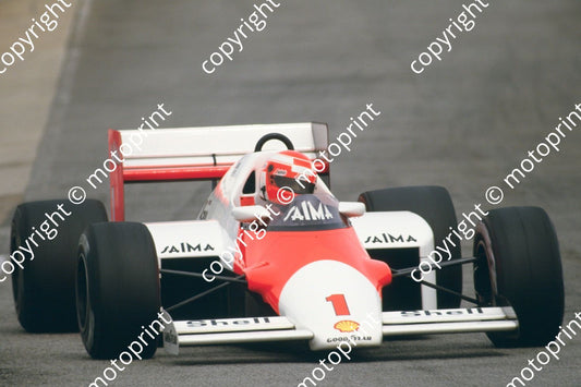 1985 SA GP 1 Niki Lauda McLaren MP4-2B(courtesy Roger Swan) (5)