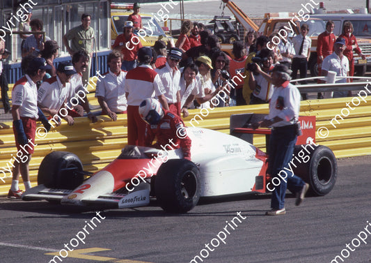 1985 SA GP 2 Alain Prost McLaren MP4 2B (Colin Watling Photographic) (86)
