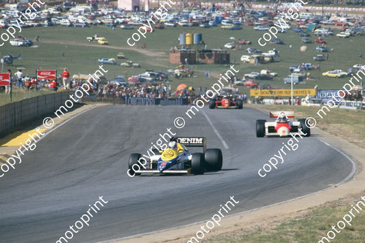 1985 SA GP 5 Nigel Mansell Williams FW10 2 Alain Prost McLaren MP4-2B (courtesy Roger Swan) (1)